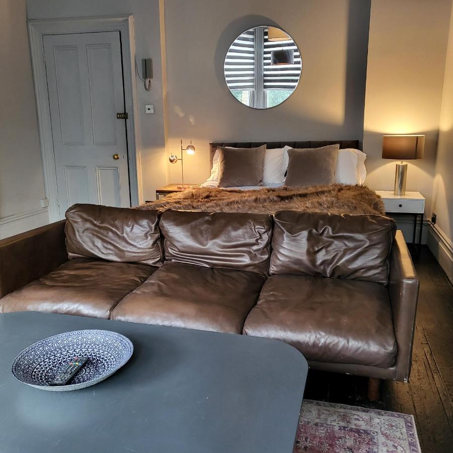10 Large Elegant - Prime Location - Comfortable - Private * Brighton