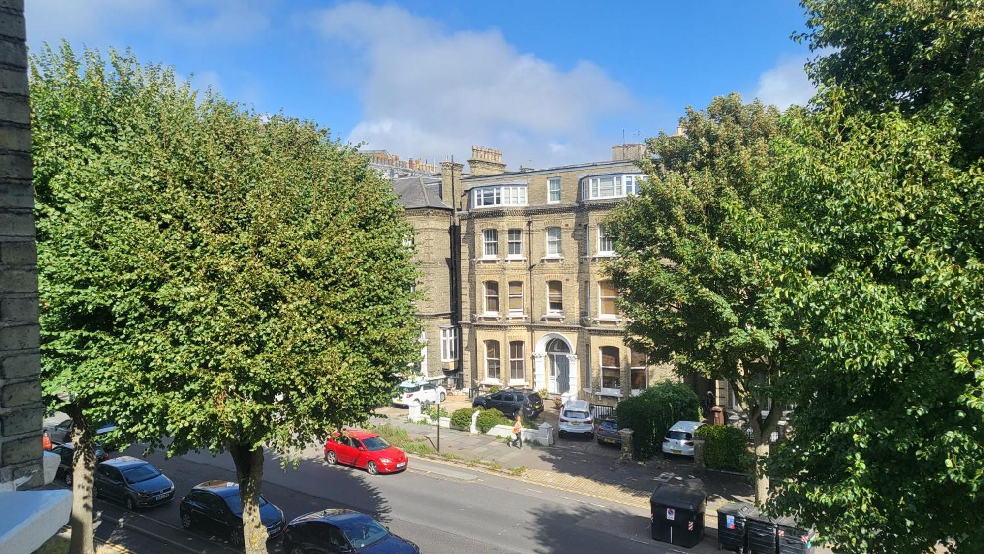 10 Large Elegant - Prime Location - Comfortable - Private Brighton